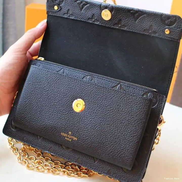 Fashion Reps LV Bags 20B570097 0511